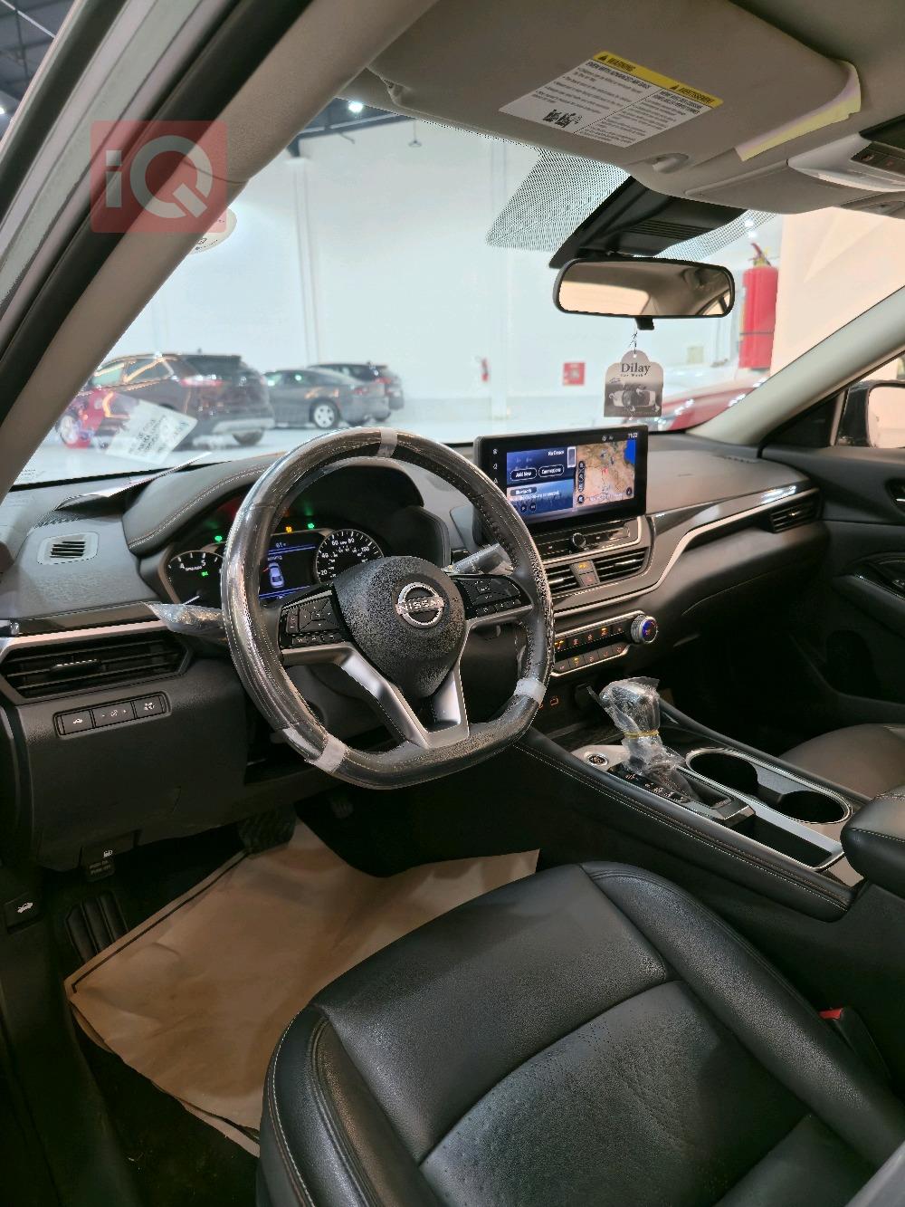 نیسان ئەلتیما